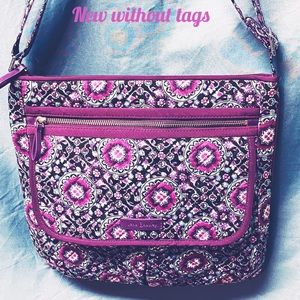 NWOT Vera Bradley large cross body purse